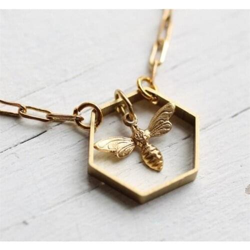 Geometric Hexagon Gold Color Bee Hive Necklaces for Women Insect Chain Pendant Necklace Female Party Statement Jewelry Bijoux