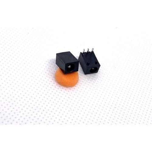10 pcs/lot DC power socket 3.5*1.0/1.3MM DC power socket DC-003 Pinhole horizontal 3pin DIP Laptop power socket 30V / 0.3A RHOS