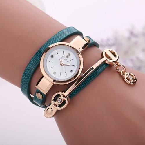 Fashion Casual Ladies Watch Leather Wrapped Bracelet Epidermis Women Table Butterfly Pendants Wholesale Children Table