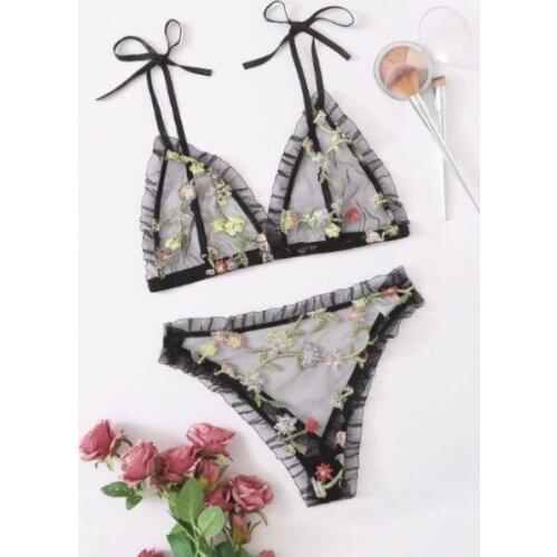 2 Pieces Lingerie Set Women’ s Flower Embroidery Lace Up Ruffle See-through Underwear and Underpants Red/Black