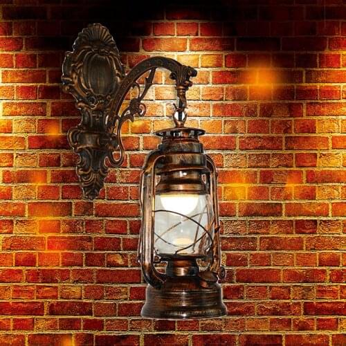 2021 New Vintage LED Wall Lamp Barn Lantern Retro Kerosene Wall Light European Antique Style