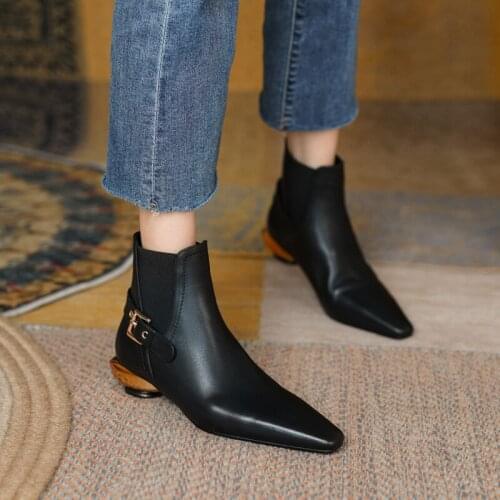 Concise Botton Decoration Women Ankel Boots Genuine Leather Side Zipper Med Heels Pumps Winter Party Working Shoes Woman