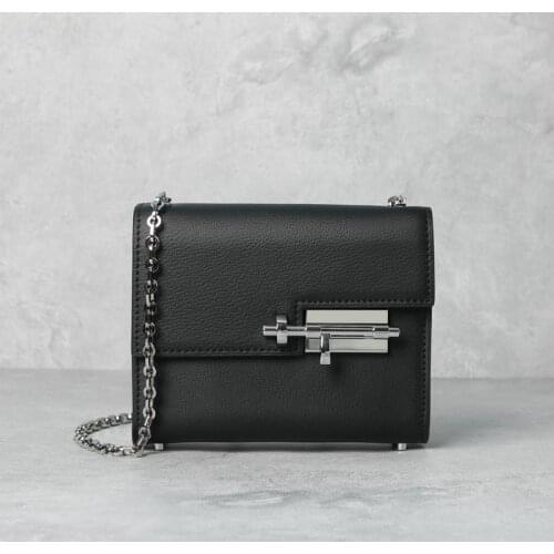 Grace2021 New Cowhide Plug King of Europe and America Small Square Chain Pop Shoulder Bag Crossbite Womens