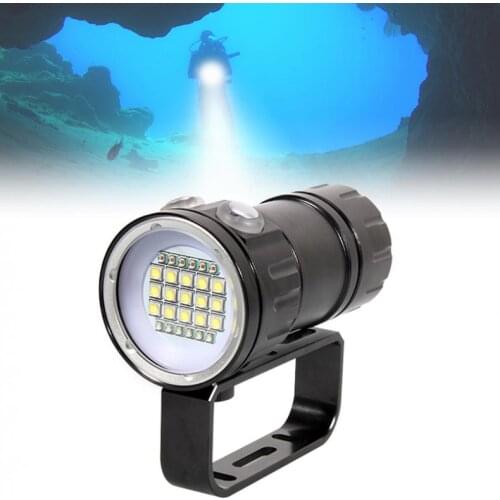 QH27 Fifteen 5050 White XML2 Six XPE Blue R5 Six XPE Red R5 Underwater 80m Scuba Diving Canister Light with 3 Modes Flashlight