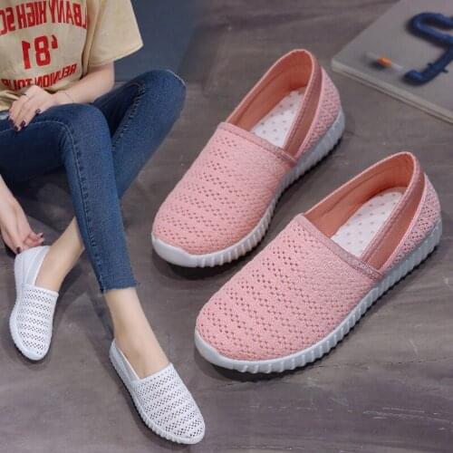 2021 New Summer Womens Shoes Fashion Trend Student Flying Knitting Shoes Versatile Casual Breathable Sneakers Womens Shoes