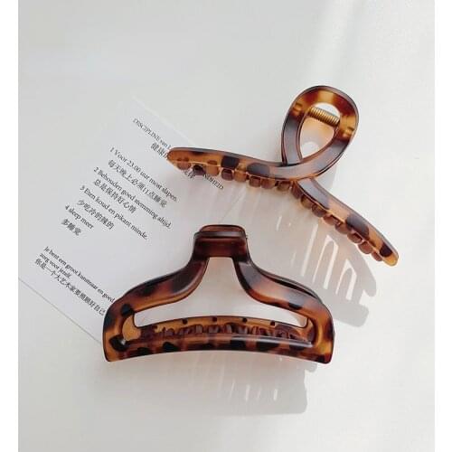 Women Vintage Shark Hairpin Lady Korean Leopard Hair Claw Accessories