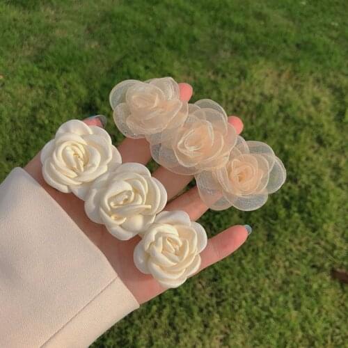 2021 French Vintage White Yarn Rose Barrettes Sweet Irregular Transparent Geometric Flower Hairpin for Women Accessories
