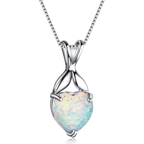New Hot Selling Exquisite Personality Fashion Pendant Three-claw White Peach Heart Pendant Necklaces Women Wedding Party Jewelry