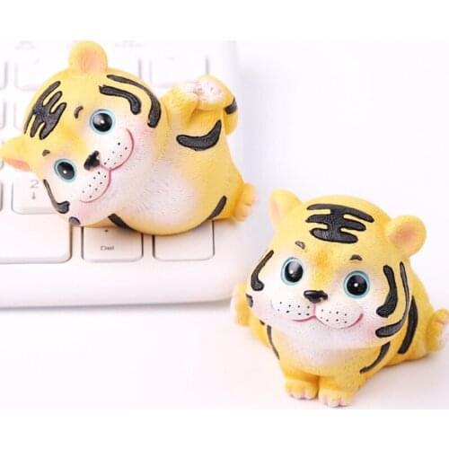 4 Pieces Of Mini Cute Tiger Resin Statue Crafts Animal Doll Sculpture Table Decoration For Home Office Car