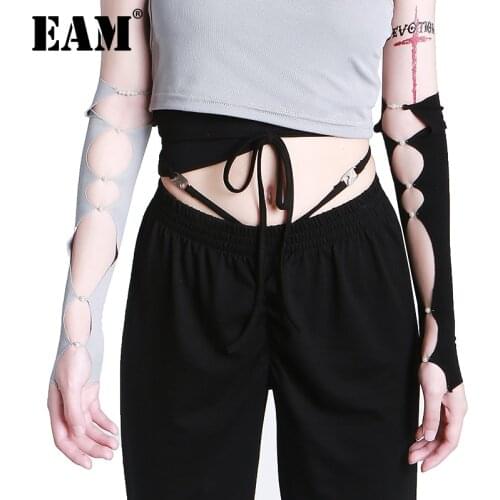 [EAM] Women Multi Color Pearl Hollow Out Gloves New Pu Leather Personality Fashion Tide All-match Spring Summer 2021 1DD7684