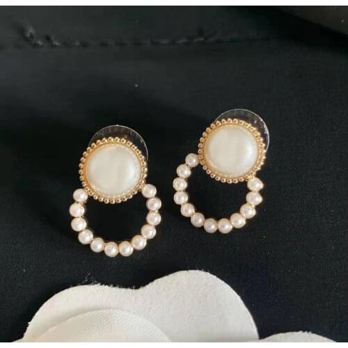 Hot Brand Gold Color Fashion Jewelery Woman Pearls Earrings Geisha Dream Party High Quality Chain Pearls Studing Jewelry