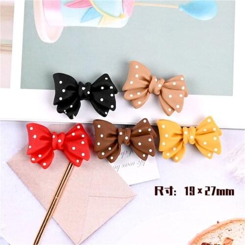Julie Wang 10PCS Resin Bow Charms Random Color Artificial Bowknot Pendants Jewelry Making Accessory Decor