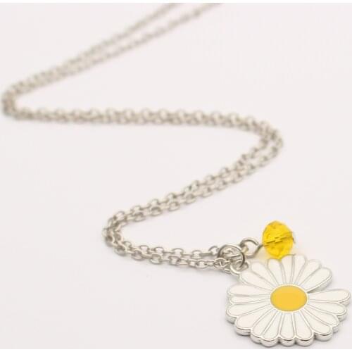 White Daisy Bracelet Gifts Jewelry Daisy Flower necklace keychain Simple Flower Graduation gifts Bridesmaid Gifts