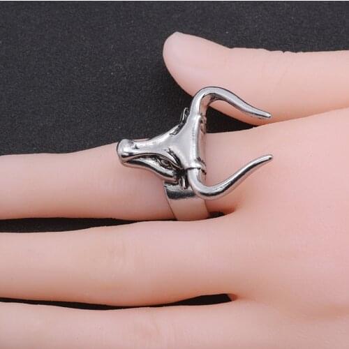 Fashion Punk Men Punk Bull Head Silver Color Ring Gothic Zodiac Cow Motorcycle Party Nightclub Accessories New Year Jewelry Gift