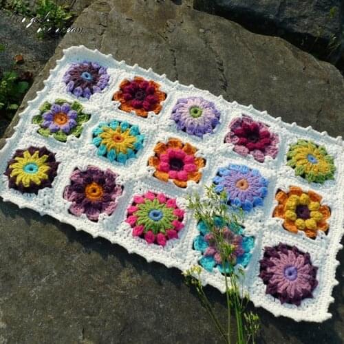 Colored pieces of daisy tablecloth sofa cushion cashmere handmade Crochet flower table mats original bed blanket custom size