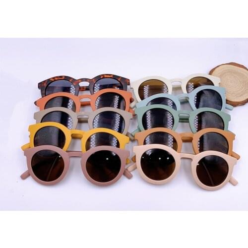 FOCUSNORM 10 Colors Lovely Kids Girls Boys Adult Sunglasses Round Frame Vintage Style Decorative Accessory