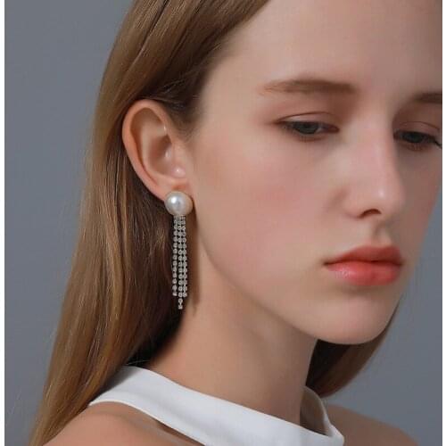 Elegant Baroque Round Pearl Drop Earrings for Women Shiny Crystal Long Tassel Earring Korean Cute Romantic Engagement Fashion