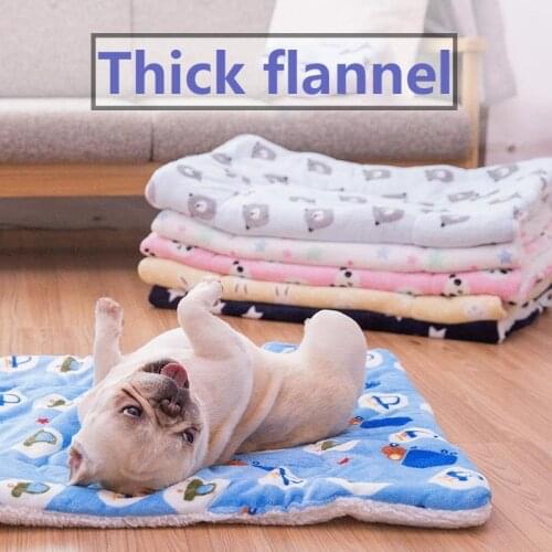 2021 new Soft Thickened Pet Soft Fleece Pad Pet Blanket Bed Mat For Puppy Dog Cat Sofa Cushion Home Rug Keep Warm Sleeping Cover