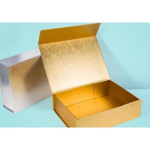 High End Plain Gift Toy Box Thick Paperboard Folding Rigid Boxes Magnetic Closure Packaging for Underwear Clothing Cosmetic SN