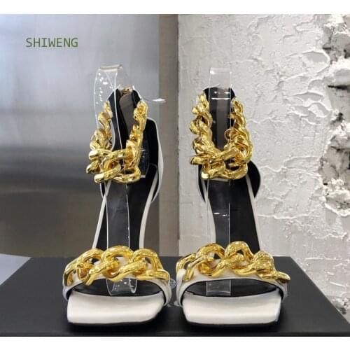 2021 Black Square Toe Sandals Women Unique Thin High Heels Back Zip Open Toes Metal Chains Decor Runway Sandals Real Leather