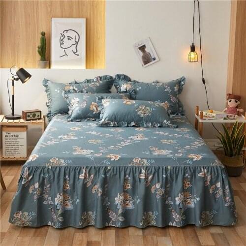 Cotton Bedspread Mattress Cover Non-Slip Bed Skirt Bed Sheet Skirt Three-Piece Set