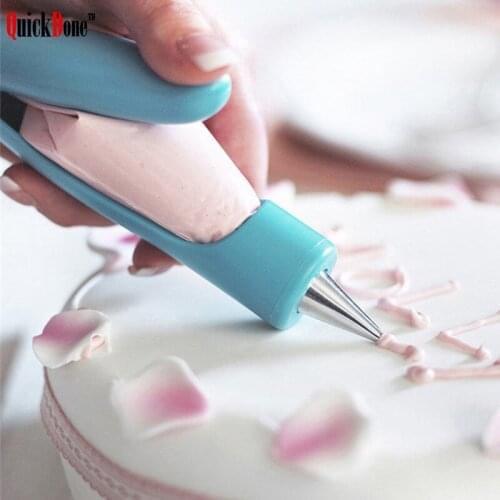 DIY Cream Cake Making Flowers Nozzles Icing Cream Piping Syringe Nozzles Pastry Bag Decorating Tip Sets Tools AKC5219
