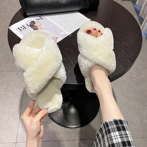 Winter Women House Slippers Faux Fur Fashion Warm Shoes Woman Slip on Flats Female Slides Black White Cozy Home Furry Slippers