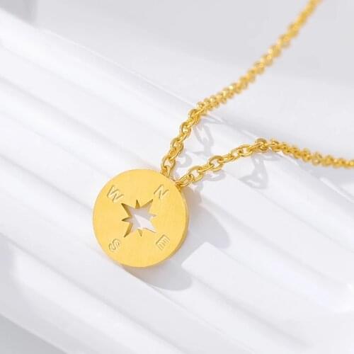 V Attract Massive Necklaces