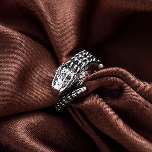 European And American Style Red-Eye Crocodile Ring Punk Style Hip-Hop Domineering Nightclub Bungee Alloy Opening Adjustable Ring