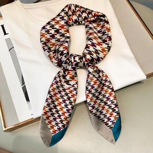 2021 Autumn Female Lattice Silk Scarves Luxury Small Square Towel Fashion 70X70CM Dustproof Kerchief New Sunscreen Print Shawls