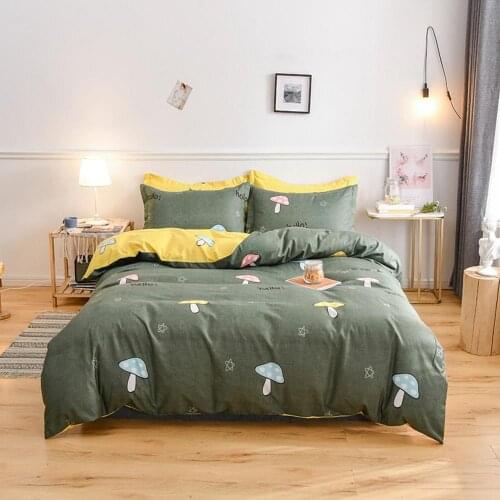 Green mushroom Bedding Set Luxury Flowers Duvet Cover Set Lucky Clovers and Plaid Reversible Bed Linen Luxury Home Textile