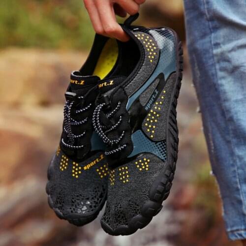 Water Minimalist Shoes Men Beach Sandals Upstream Aqua Shoes Man Quick Dry Sea Barefoot Diving Swimming Socks Outdoor Sports