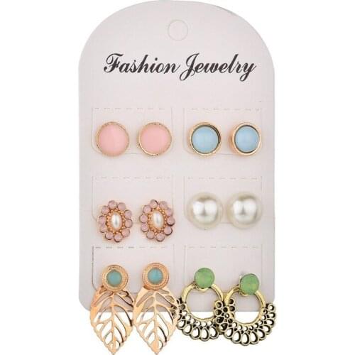 Trendy New Fashion Hollow Leaves Flower Stud Earrings for Women Personality Gold Imitation Pearl Statement Earrings Jewelry