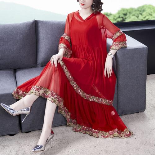 Red Retro Dress 2021 New Female Ethnic Embroidery Holiday Dress Elegant Hooded Fashion Spring Sundress Tunic Two Piece Set y1444