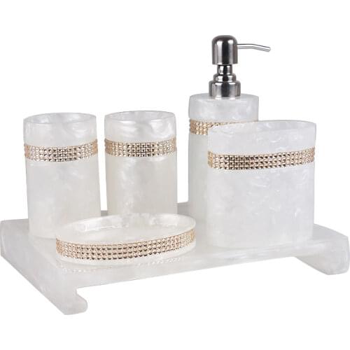 Luxury Bathroom Set Rhinestone Washroom Accessories Set Toothbrush Holder Soap Dispenser Storage Tray for Wedding Tissue Box