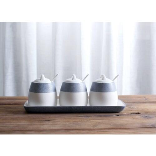 1SET Ceramics Creative Seasoning Box Spice Jar Set Condiment Cruet Bottle Condiment Pot Salt Sugar Storage Pepper Caster JO 1072