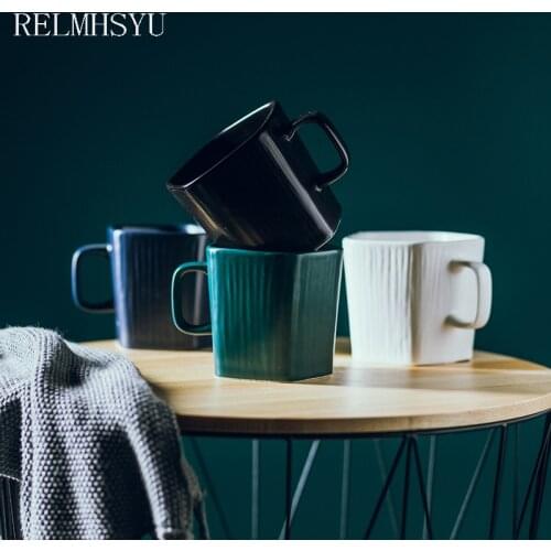 1PC RELMHSYU Nordic Style Solid Color Ceramic Couple Water Milk Cup Household Water Breakfast Irregular Mug Drinkware