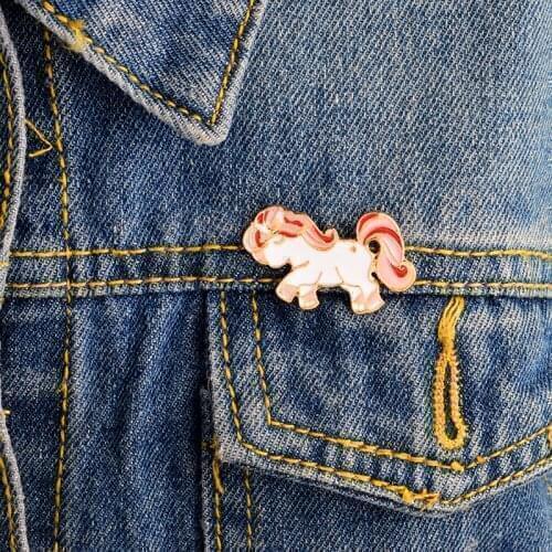 Pink little horse pins Badges Hard enamel pins Brooch Denim Jackets Collar Backpack Hats Accessories Cute jewelry for girls