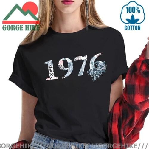 Vintage Year of Birth 1976 Flower T shirts women Birthday Gift Tee shirt Floral Design Born in 1976 T-shirts 45 Years Old tshirt