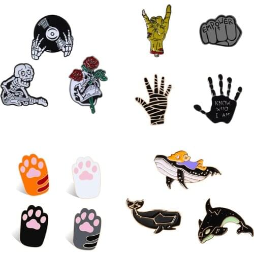 3-4pcs/Set Brooch Set Punk Dark Devil Skull Magic Enamel Pin Cartoon Animal Cat Dog Paw Whale Cute Label Pins Badge Jewelry Gift