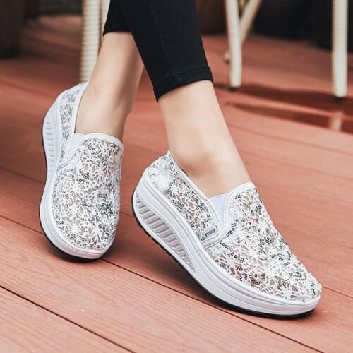 White Women Running Shoes Hidden Heels Sneakers Woman Sports Slip-on Women sport shoes Mesh Summer Womens Shoes Plus Size 15 Q9