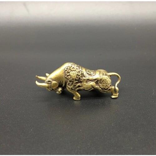 Collectable Chinese Brass Carved Animal Zodiac Cattle Exquisite Small Statues