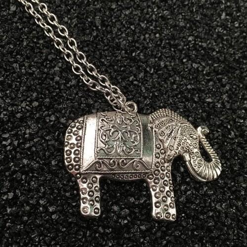 New Charm Elegant Fashion Elephants Pendant Sweater Chain Retro Silver Necklace