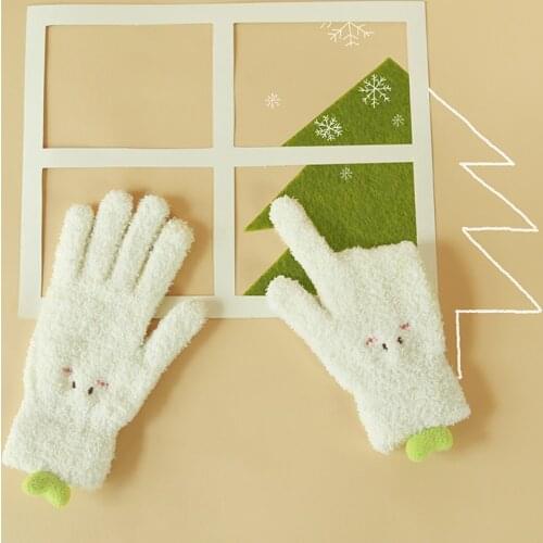 Winter Womens Cashmere Knitted Gloves Warm Thick White Touch Screen Skiing Gloves Cute Grass Three-dimensional Fixed Lovely