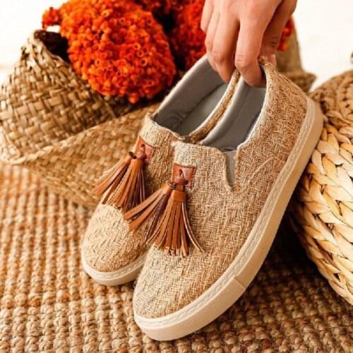 Women Loafers Tassel Woman Comfortable Flats Ladies Vulcanized Casual Slip On Vulcanized Womens Footwear Female Plus Size 35-43
