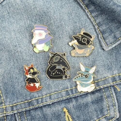 Cool Jewelry Gift for Nurse Friends Plague Doctor Enamel Pins Beak Face Brooches Custom Badges for Bag Lapel Pins Buckle