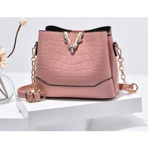 Hot Selling Large Capacity Bag Women 2021 New Trendy Fashion Womens Wide Shoulder Strap Diagonal One-shoulder Bucket Bag