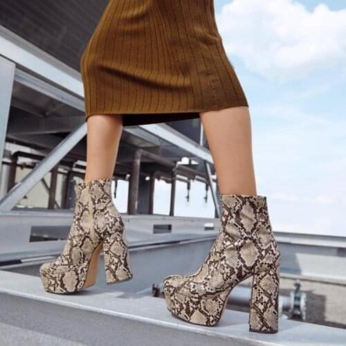 Fashion Woman Platform Chunky High Heels Ankle Boots Street Fashion Short Black Python Boots Woman Side zip Knight Boots