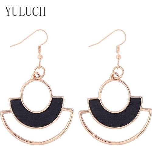 YULUCH Girls wood hollow out pendant earrings woman alloy eco-friendly art elegant jewelry ladies wooden accessories unique