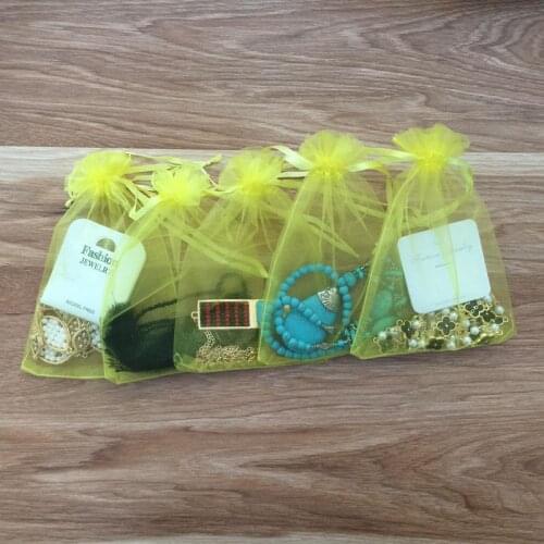 Lucky Bag Fashion Necklace Random Styles Sending Hot Statement Chains Linked Woman Long Necklace Jewelry Beads Stone Necklace